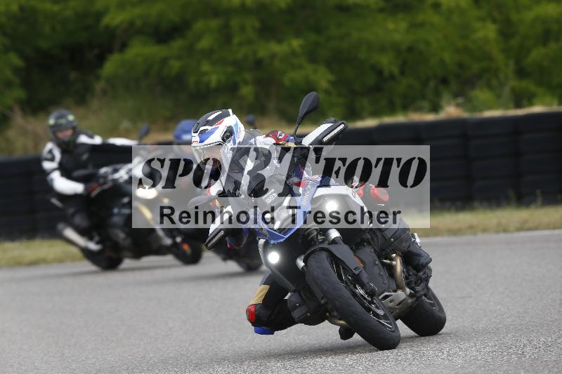 Archiv-2025/19 26.05.2025 FREERIDE Training ADR/Gruppe B/team